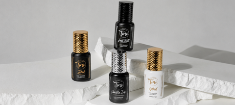 À quelle fréquence faut-il remplacer sa colle pour extensions de cils?